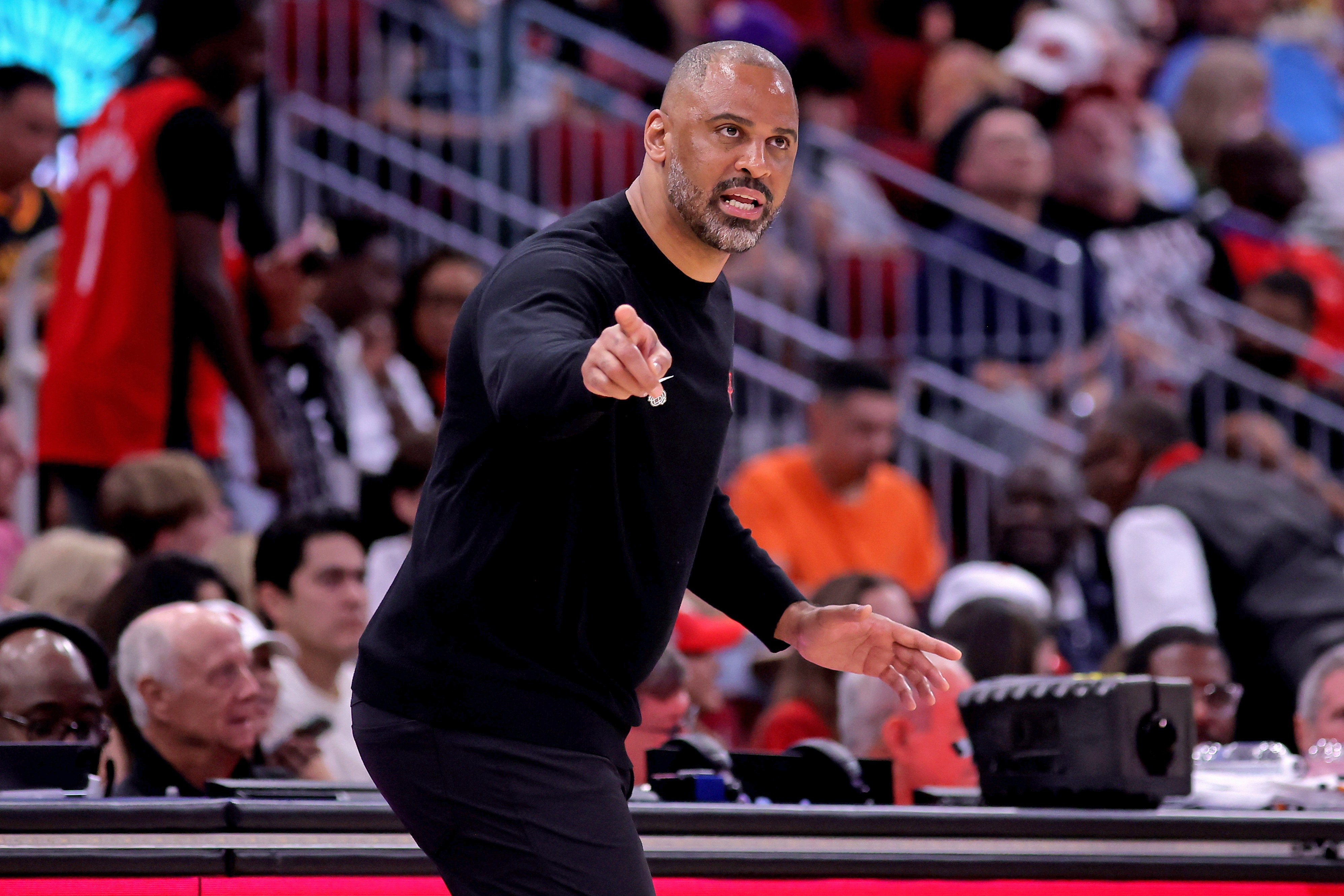 开云体育下载网址-乌度卡：还未决定我们的新赛季首发阵容 小贾巴里今夏进步巨大